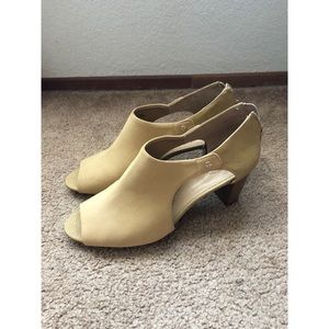 Giani Bernini mules!!!!